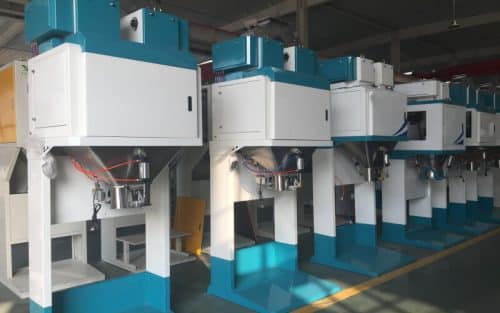 automatic weighing and packaging machine
