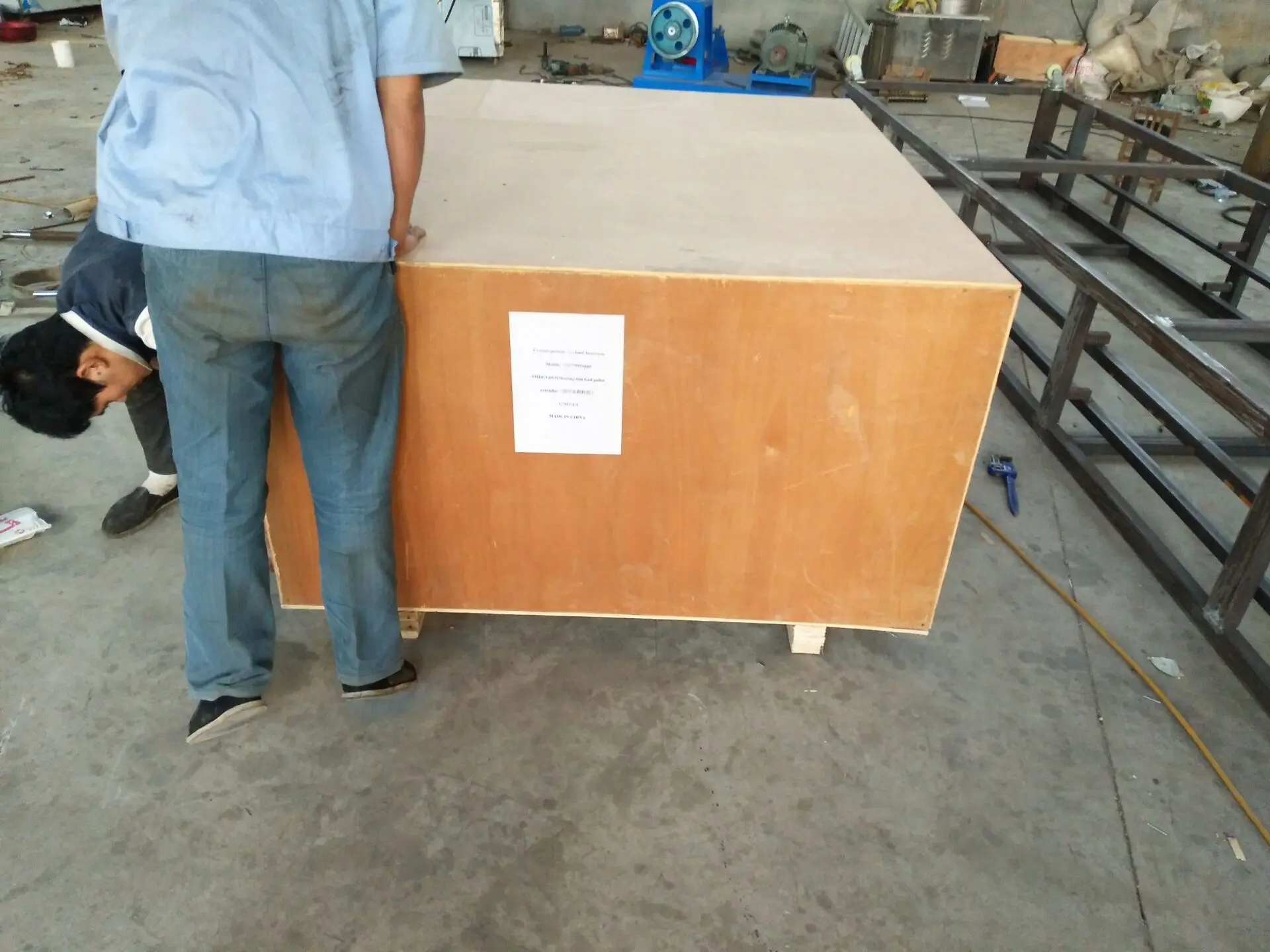 floating fish feed making machine packed to Mozambique
